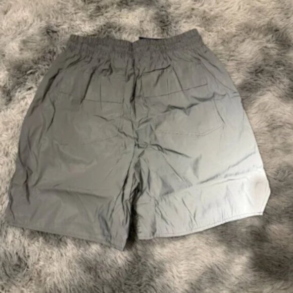 Rhude Silver Reflective Athletic Shorts Size Large - Picture 2 of 3